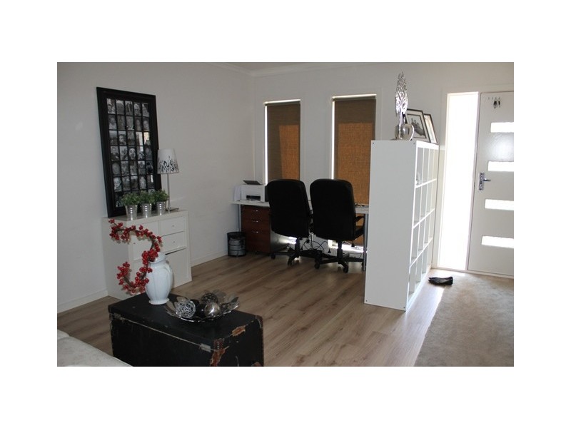 96 Longwarry Road, Drouin VIC 3818