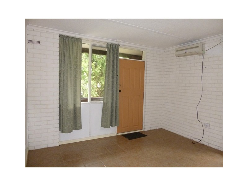 1/43 Lampard Road, Drouin VIC 3818