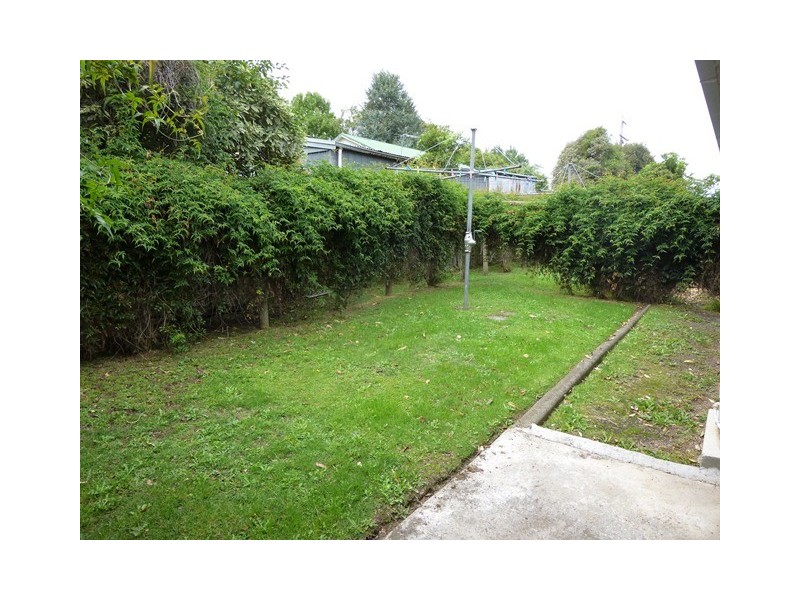 1/43 Lampard Road, Drouin VIC 3818