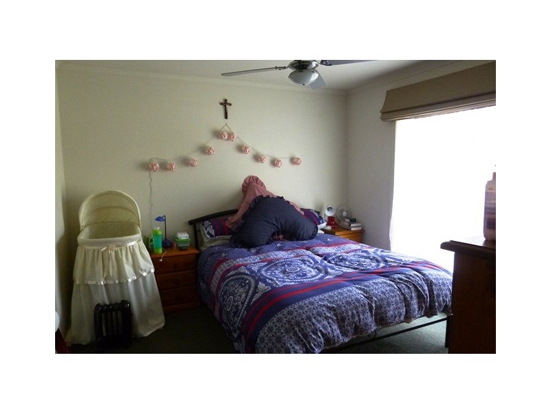 2 Harmon Drive, Drouin VIC 3818