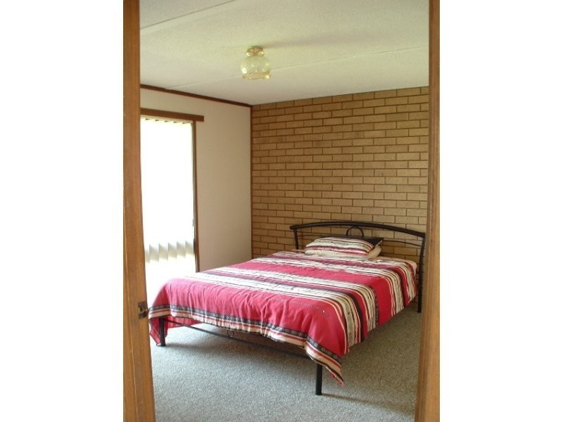 4/2-4 Morton Avenue, Drouin VIC 3818