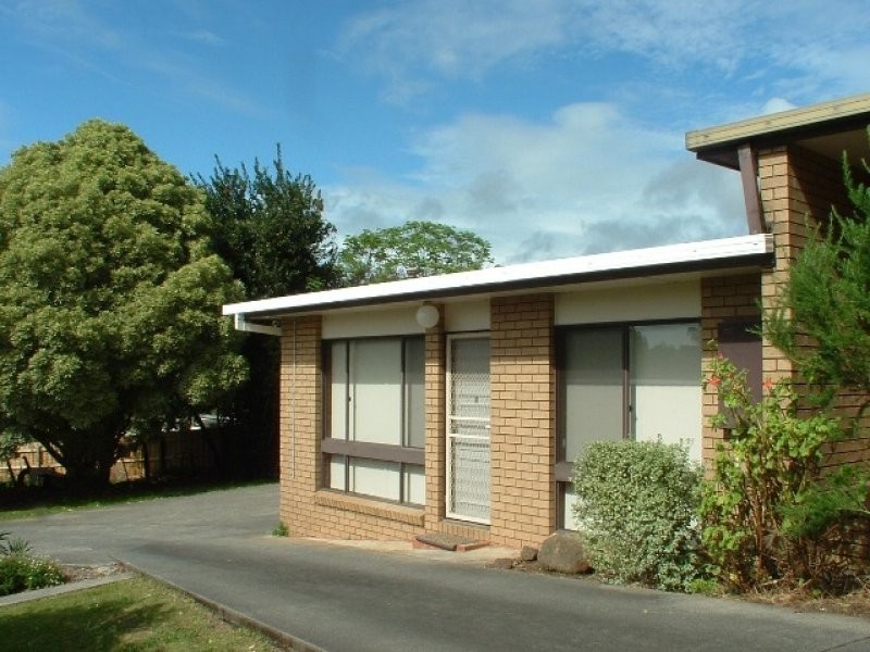 4/2-4 Morton Avenue, Drouin VIC 3818