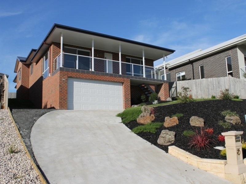 182 Bowen Street, Warragul VIC 3820