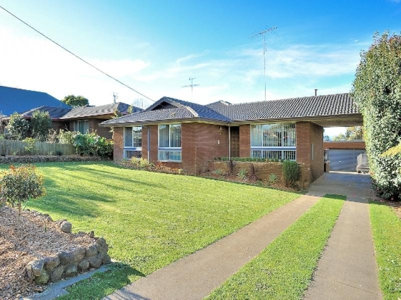 215 Princes Way, Drouin VIC 3818