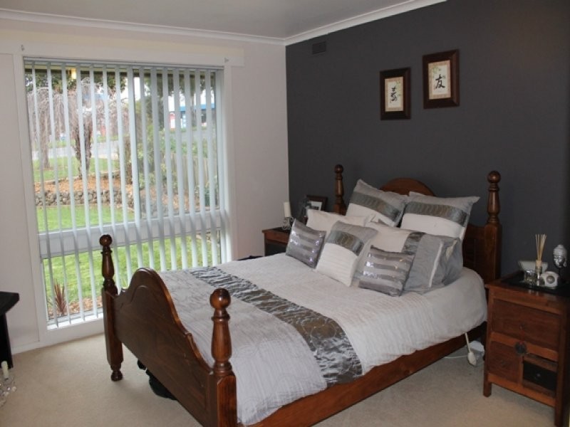 215 Princes Way, Drouin VIC 3818