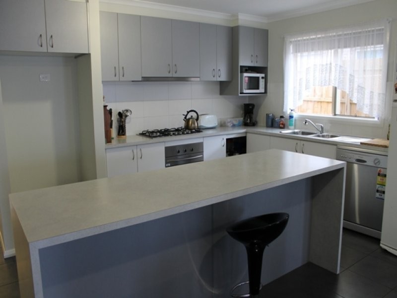 5 Azalea Avenue, Pakenham VIC 3810