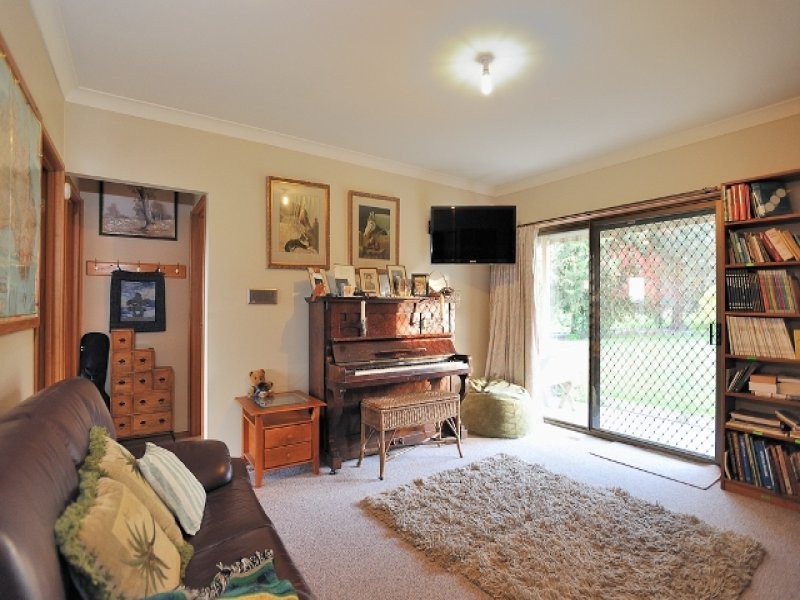 891 Princes Way, Drouin VIC 3818
