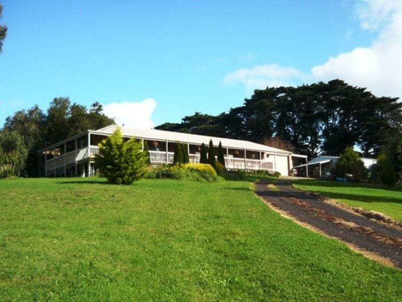 11 Roy Street, Loch VIC 3945