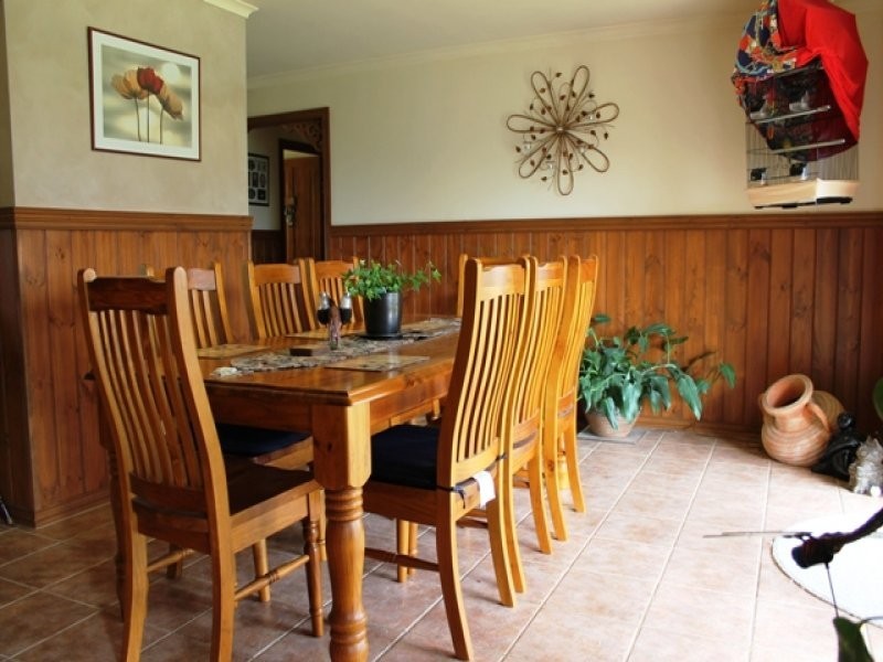 11 Roy Street, Loch VIC 3945