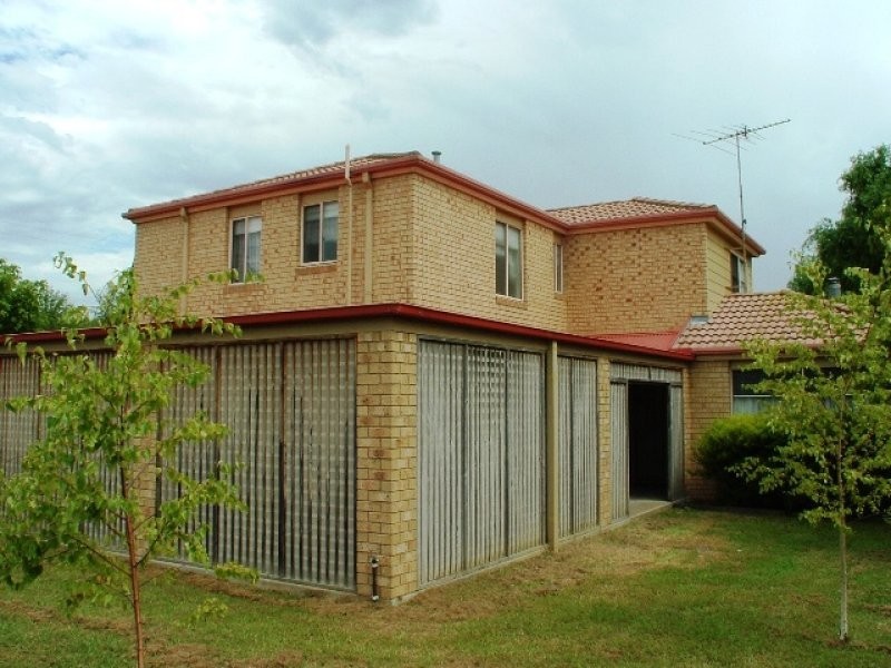 1 Robyn Court, Drouin VIC 3818