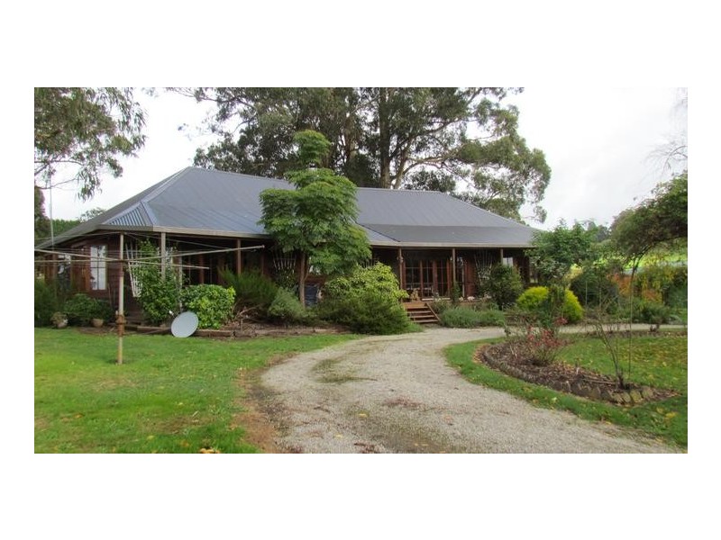 81 McIntyre Road, Nayook VIC 3821