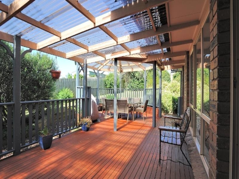 30 Darnum Street, Drouin VIC 3818