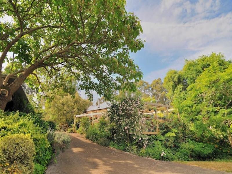 30 Van Ess Road, Warragul VIC 3820