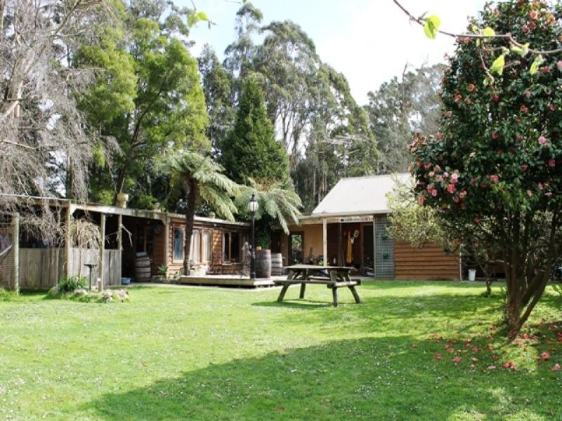 1420 Jacksons Track, Jindivick VIC 3818