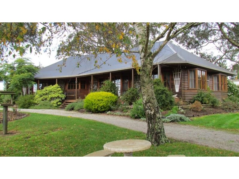 81 McIntyre Road, Nayook VIC 3821