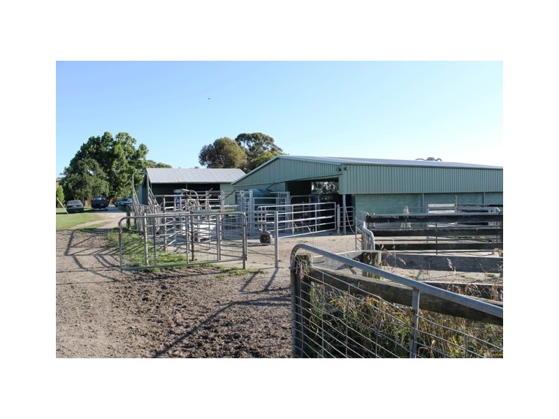 140 Pine Grove Road, Poowong North VIC 3988