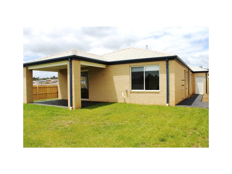 505 Summerhill Boulevard, Drouin VIC 3818