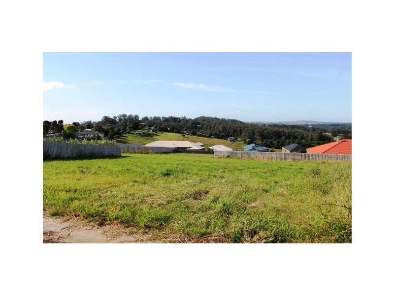 7 Shirley Road, Neerim South VIC 3831