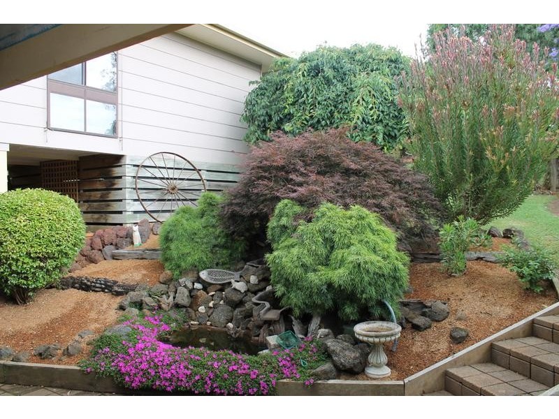 60 McNeily Road, Drouin VIC 3818