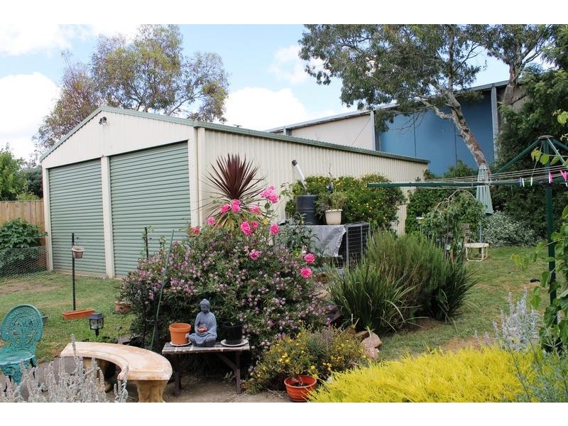 13 McKindlay Street, Drouin VIC 3818