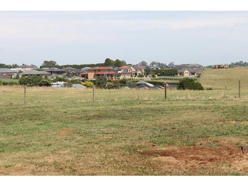 5A Greenland Drive, Drouin VIC 3818