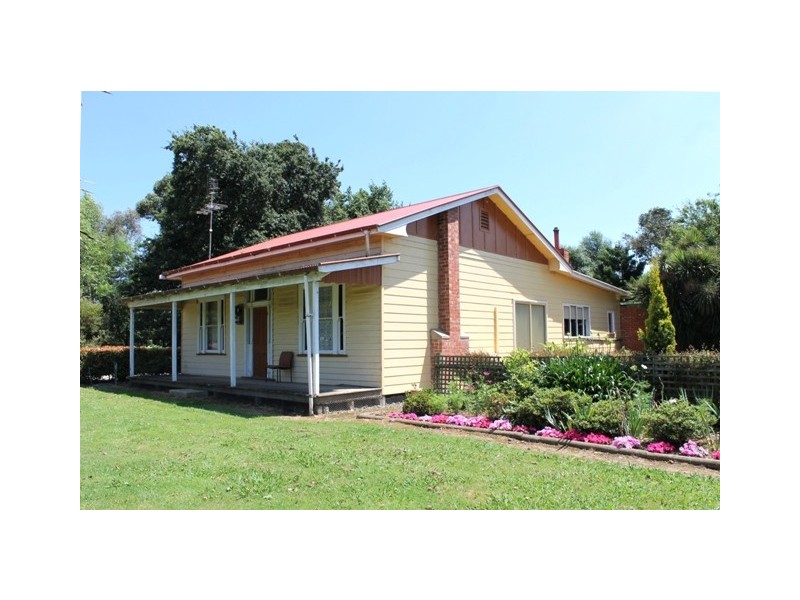 359 Little Moe River Road, Yarragon VIC 3823