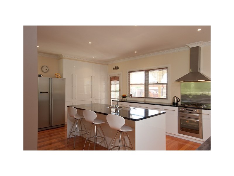 815 Invermay Road, Drouin South VIC 3818