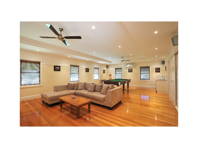 815 Invermay Road, Drouin South VIC 3818