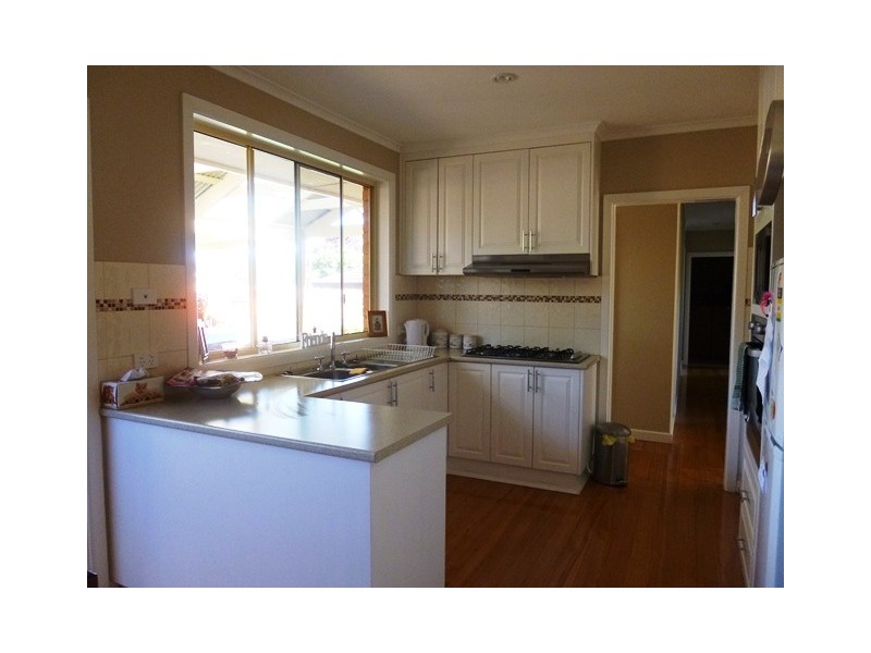 1/6 Darnum Street, Drouin VIC 3818