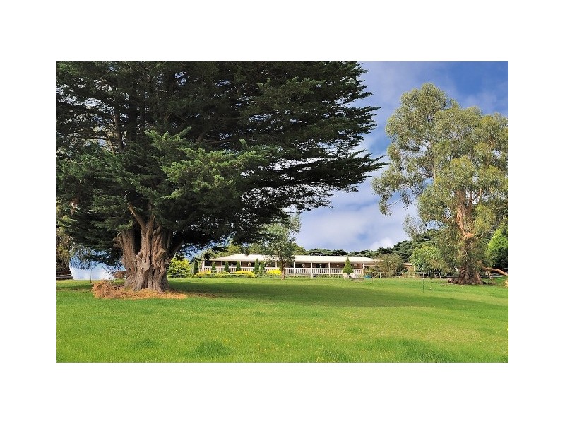 11 Roy Street, Loch VIC 3945