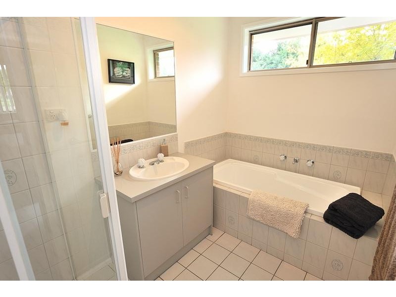 1 Albett Court, Drouin VIC 3818