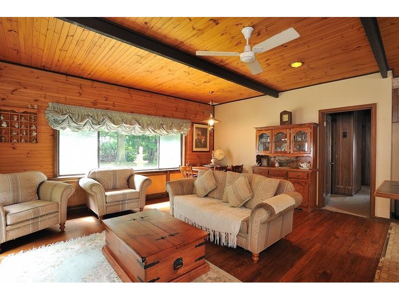 1420 Jacksons Track, Jindivick VIC 3818