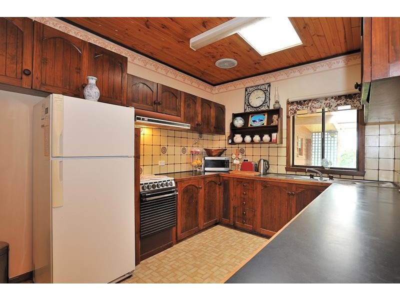 1420 Jacksons Track, Jindivick VIC 3818