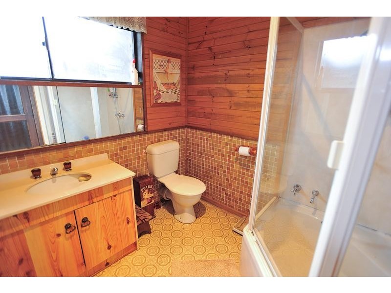 1420 Jacksons Track, Jindivick VIC 3818