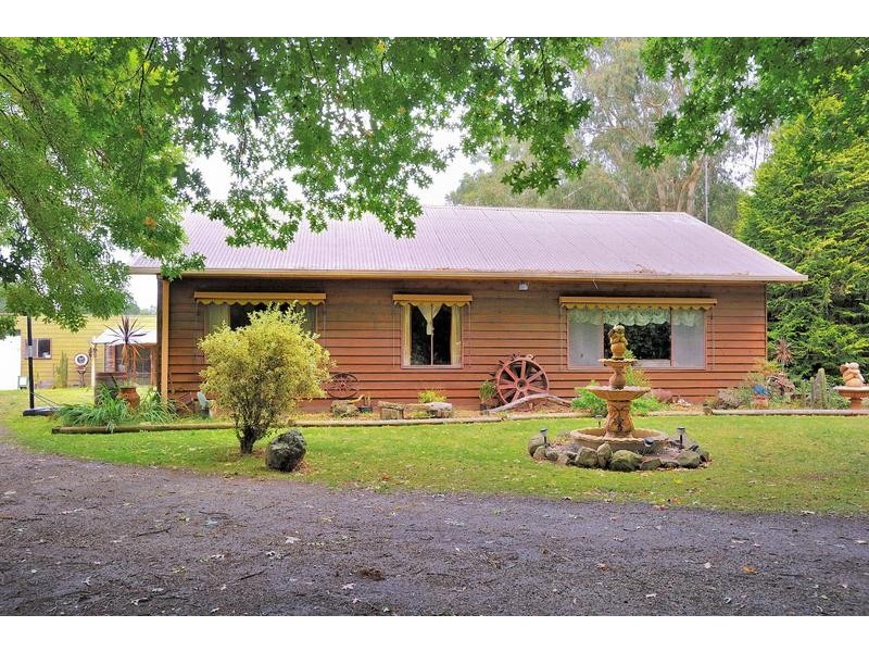 1420 Jacksons Track, Jindivick VIC 3818