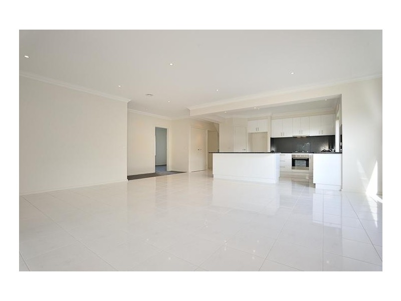 182 Bowen Street, Warragul VIC 3820