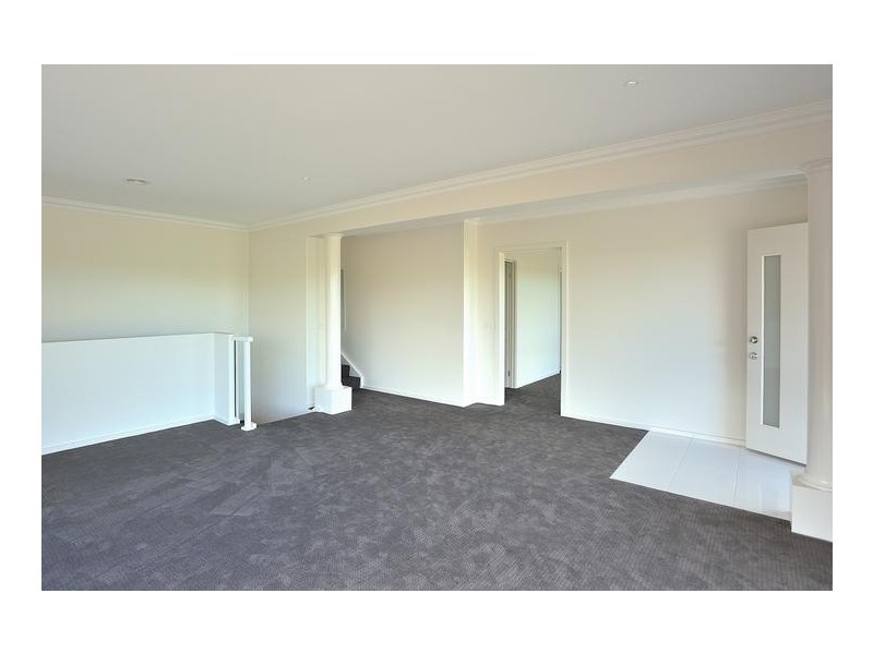 182 Bowen Street, Warragul VIC 3820