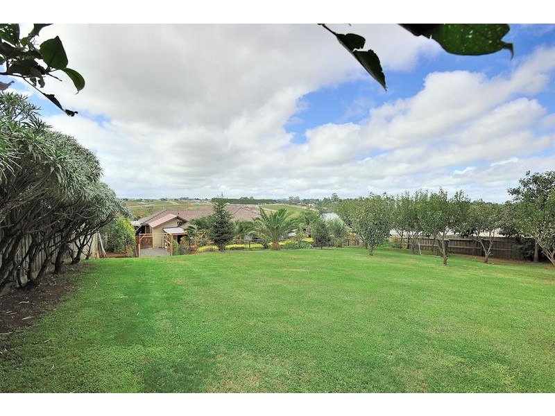 15 Cypress Court, Drouin VIC 3818