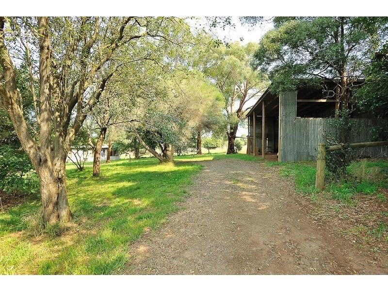 1260 Jacksons Track, Jindivick VIC 3818
