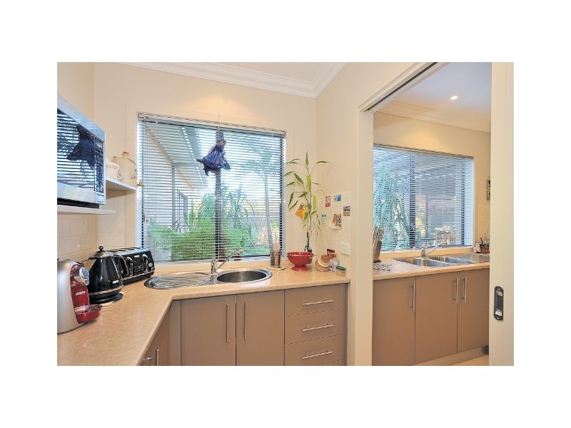 24 Rivendale Crescent, Drouin VIC 3818