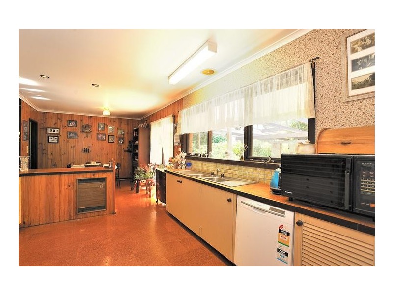 30 Waddell Road, Drouin VIC 3818
