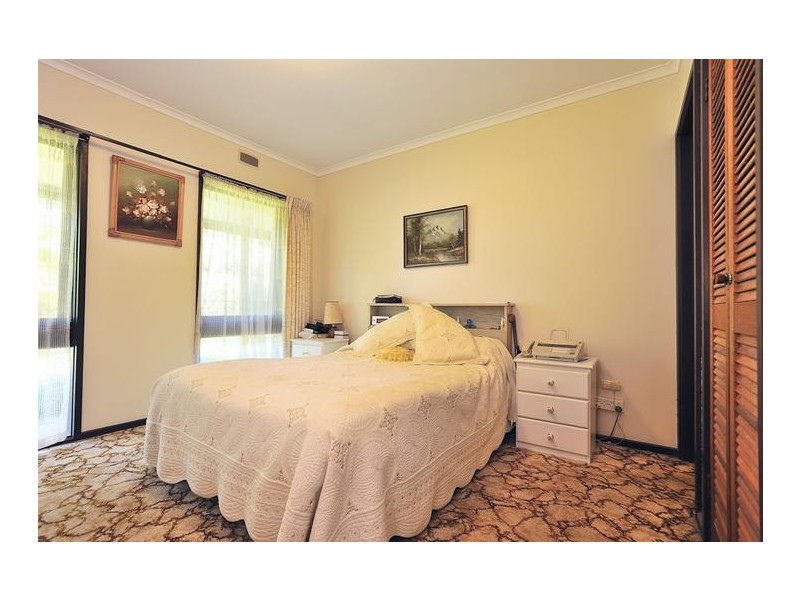 30 Waddell Road, Drouin VIC 3818