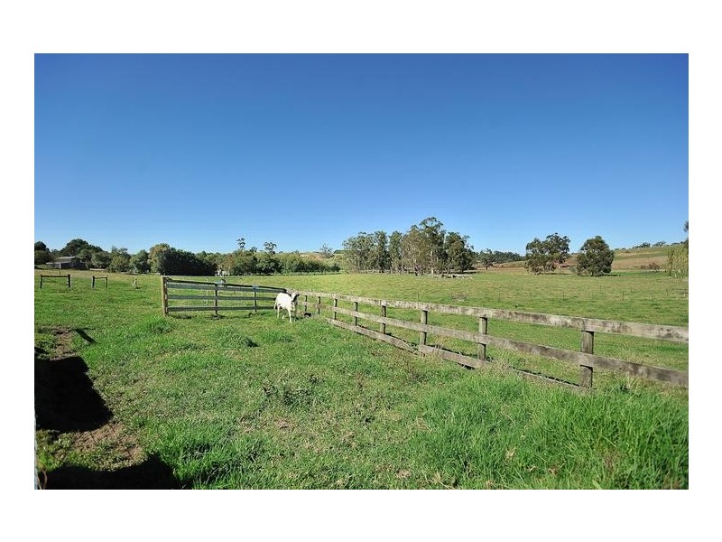 30 Waddell Road, Drouin VIC 3818