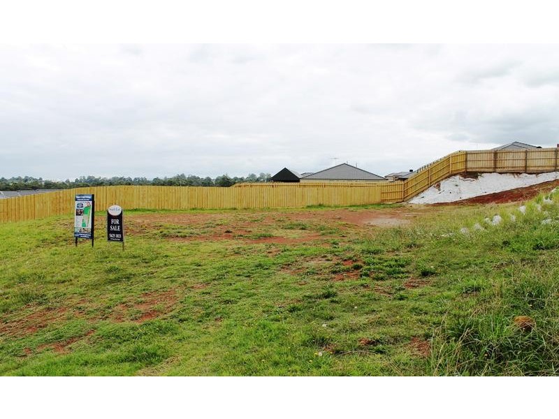 Lot 317 Greyfriars Way, Drouin VIC 3818