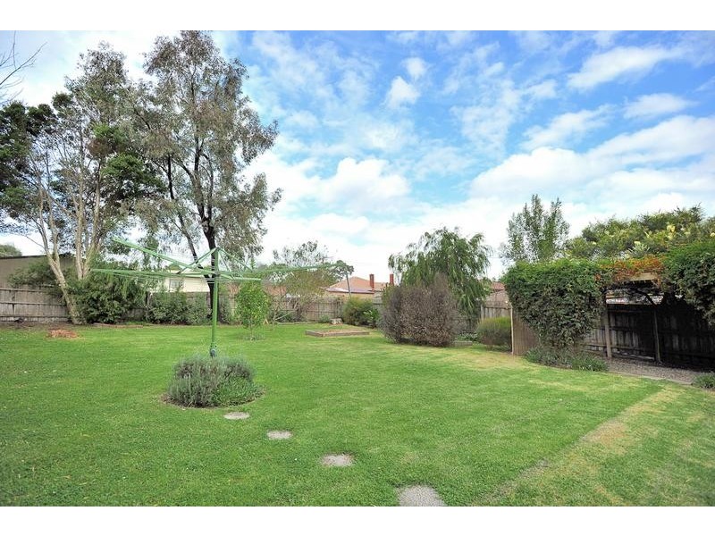 48 Acacia Street, Drouin VIC 3818