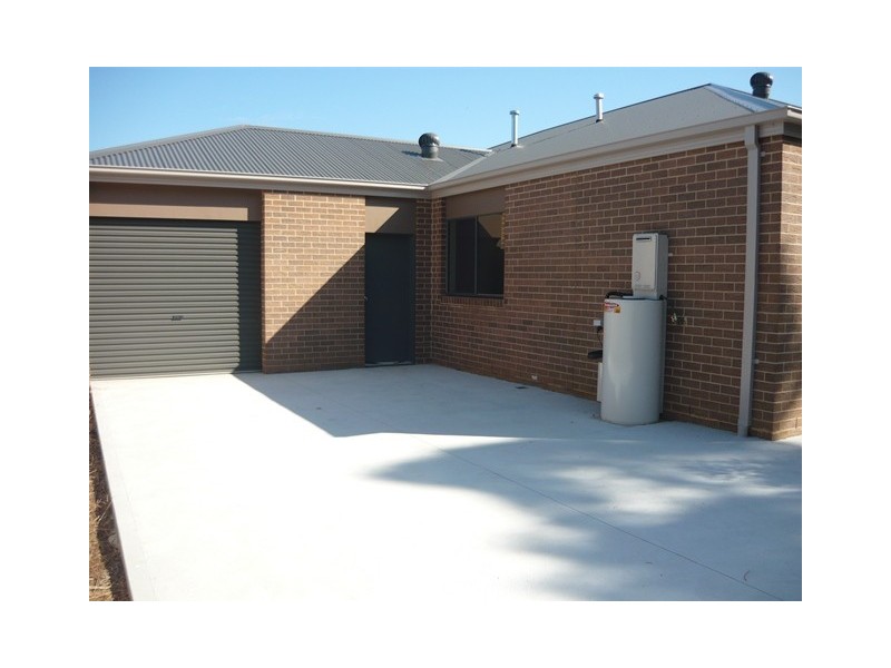 12 Wordsworth Court, Drouin VIC 3818