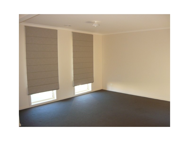 8 Tatterson Court, Warragul VIC 3820