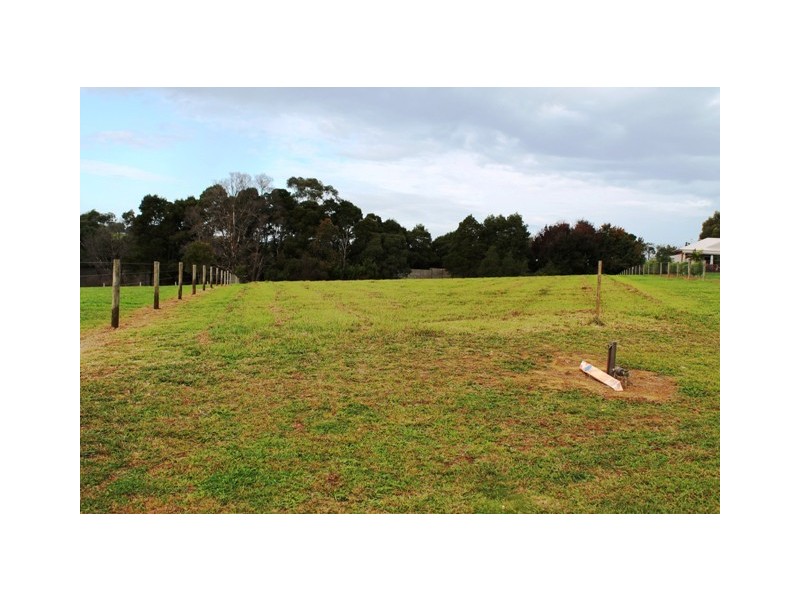 12 Settler Rise, Drouin VIC 3818