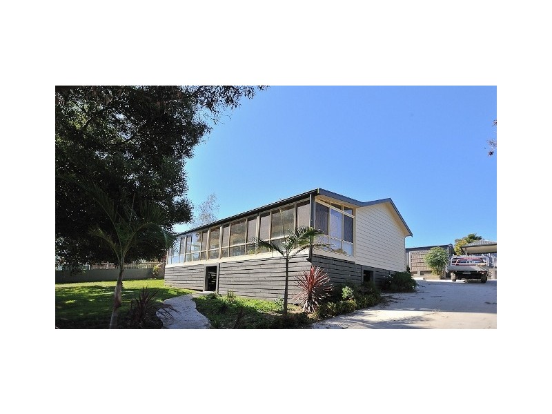 8 Becky Lane, Neerim South VIC 3831