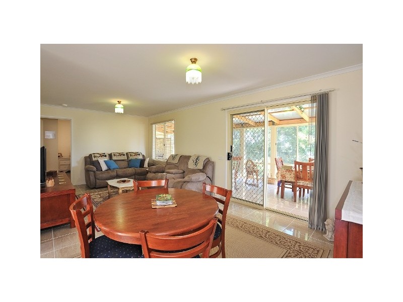 8 Becky Lane, Neerim South VIC 3831